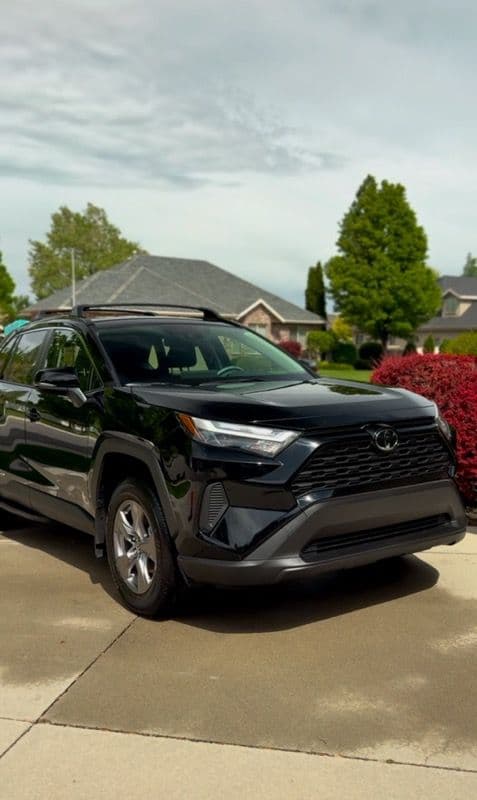 Stunning Shine in Springville Toyota RAV4 Complete Detail image