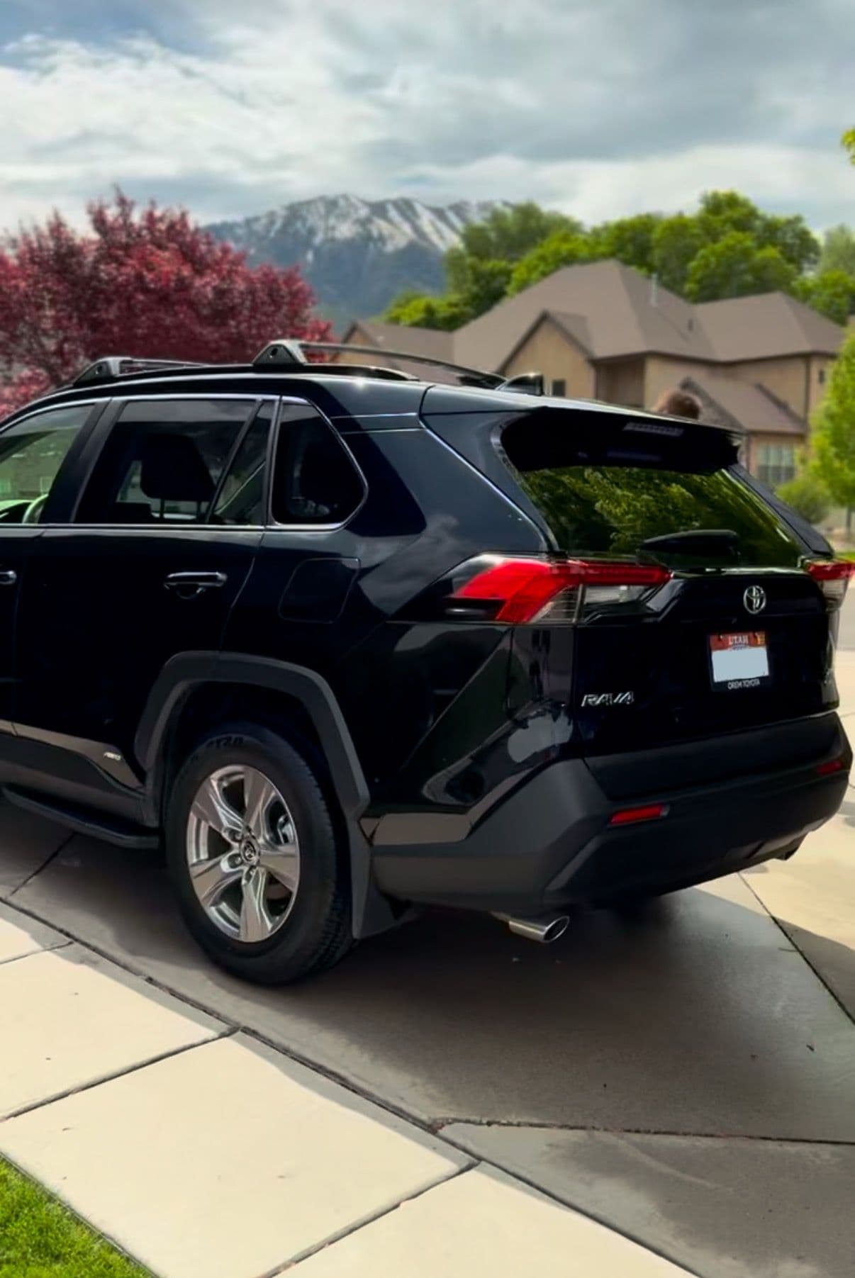 Gallery photos for Stunning Shine in Springville Toyota RAV4 Complete Detail: Image #2